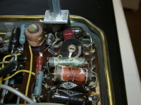 M65 - Verrottete elektronische Bauteile. Welche die "gut aussehen", sind oftmals auch defekt. M65 - Verrottete elektronische Bauteile. Welche die "gut aussehen", sind oftmals auch defekt.